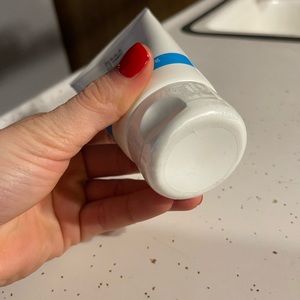 RODAN+FIELDS REDEFINE Daily Cleansing Mask